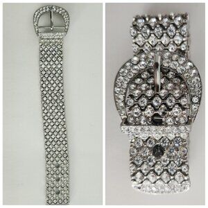 Stunning Rhinestone Buckle Bracelet - Silver Tome
